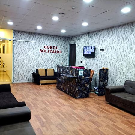 Hotel Gokul Solitaire, Surat Bhatha Dış mekan fotoğraf